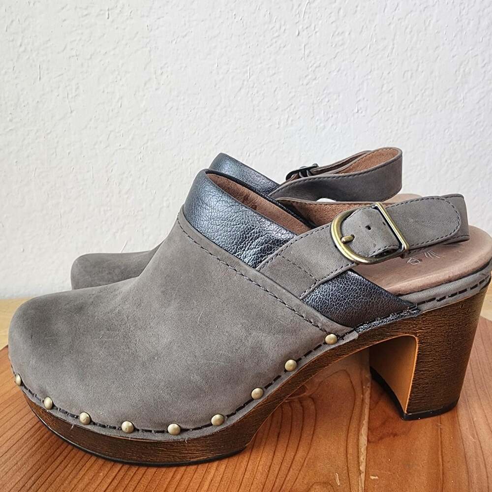 Dansko Shoes Womens Size 9.5 EU 40 Gray Leather Slingback Studded Platform Heel - Picture 5 of 13